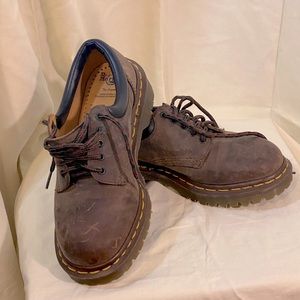 Super cute Oxfords! I love how classic these are-